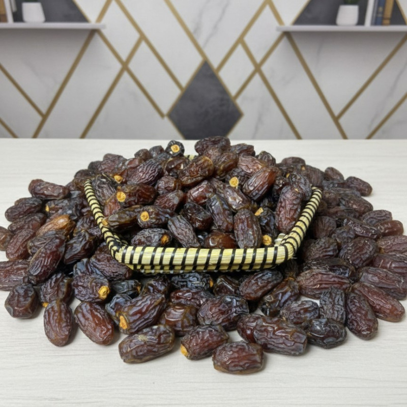 Premium Egyptian Medjool Dates (Large) মেদজুল খেজুর  – 1KG